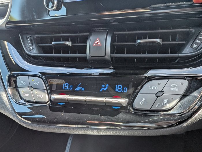 2022 TOYOTA C-HR GXL