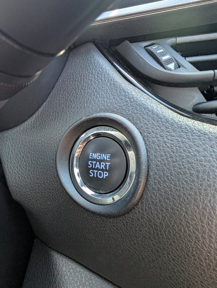 2022 TOYOTA C-HR GXL