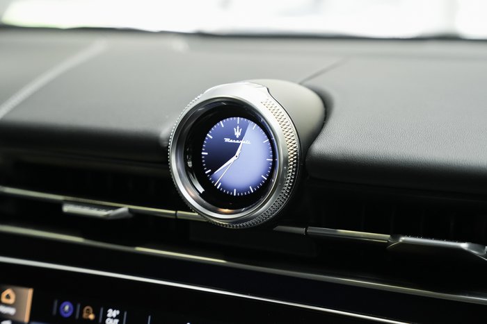 2025 Maserati Grecale MODENA 330HP HYBRID GRIGIO LAVA