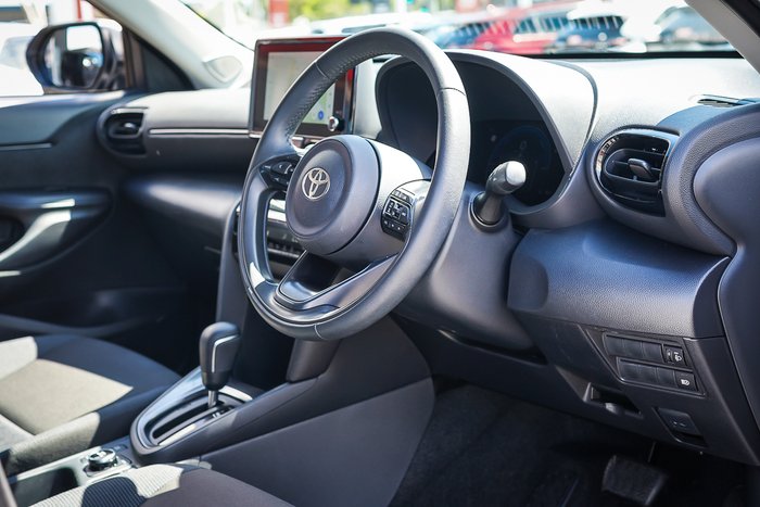 2024 Toyota Yaris Cross Hybrid GX