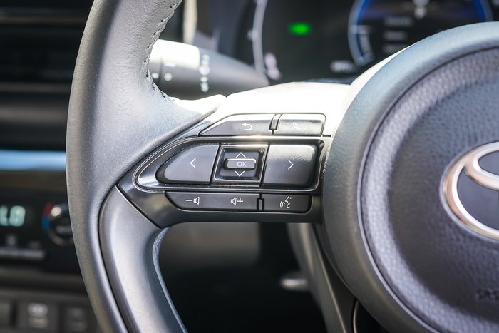 2024 Toyota Yaris Cross Hybrid GX