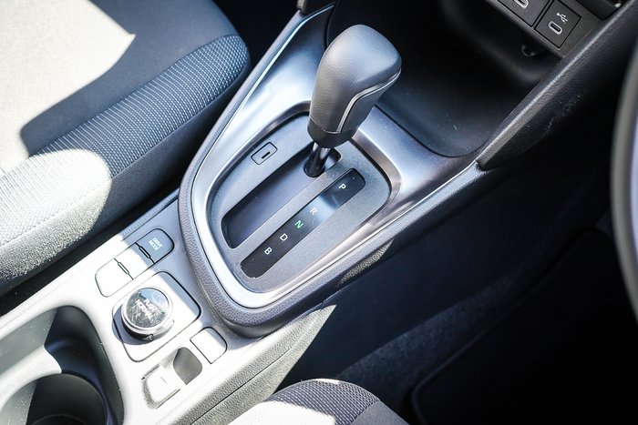 2024 Toyota Yaris Cross Hybrid GX