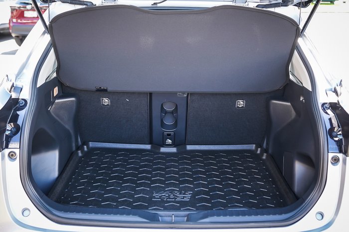 2024 Toyota Yaris Cross Hybrid GX