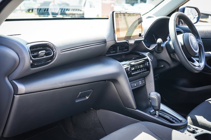 2024 Toyota Yaris Cross Hybrid GX