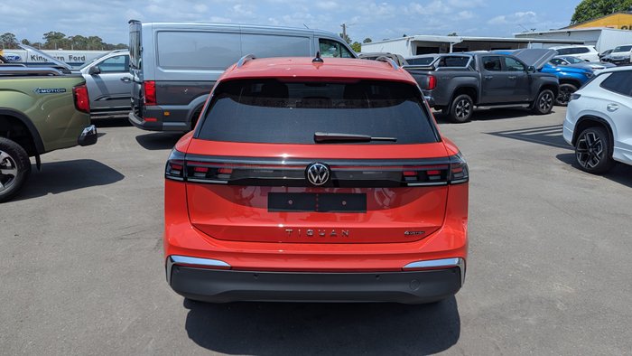 2025 VOLKSWAGEN Tiguan ELEGANCE