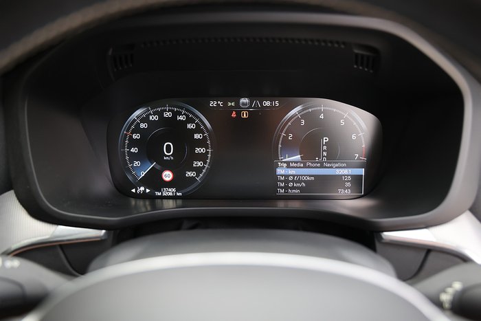 2018 Volvo XC60 T6 R-Design