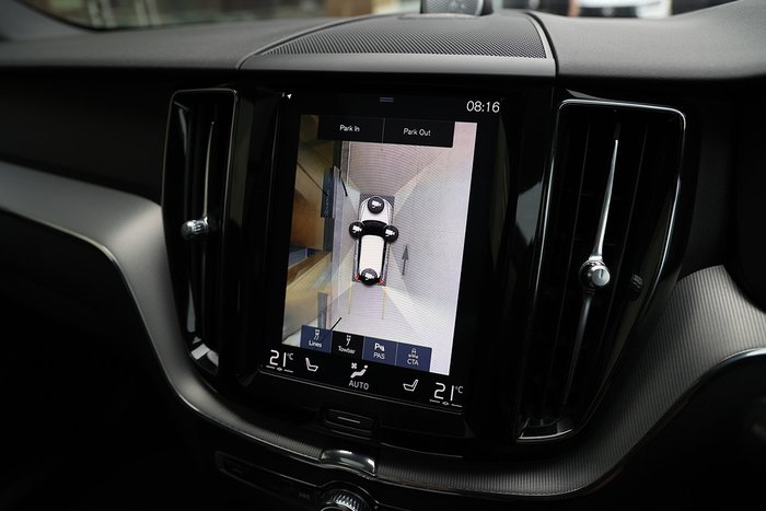 2018 Volvo XC60 T6 R-Design