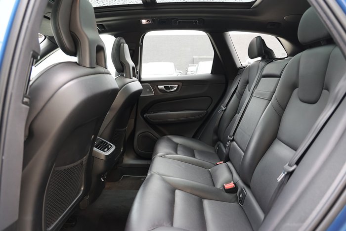 2018 Volvo XC60 T6 R-Design