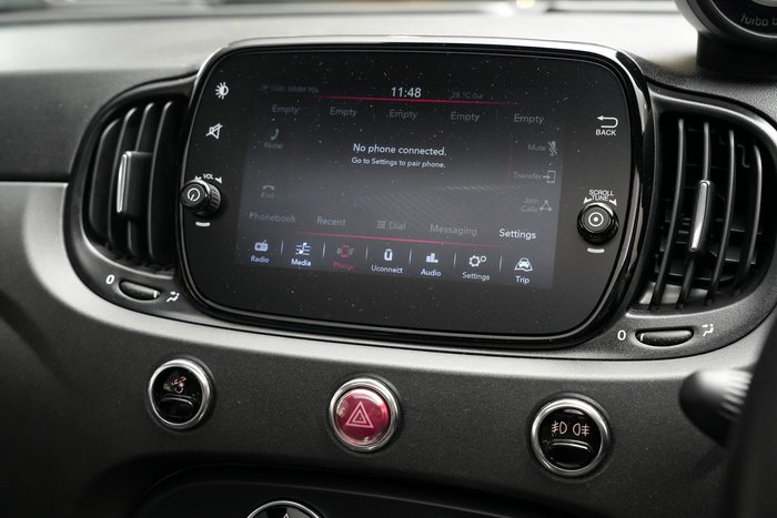 2023 Abarth 695 Competizione