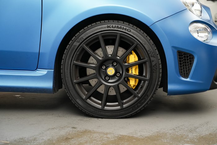 2023 Abarth 695 Competizione