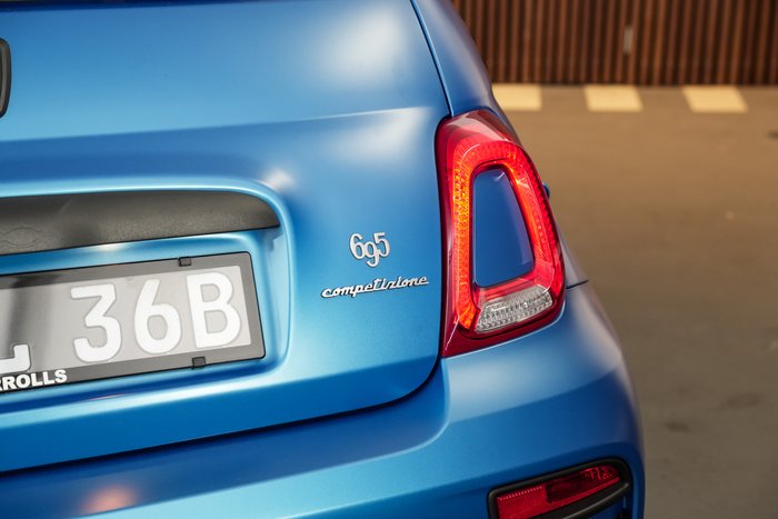 2023 Abarth 695 Competizione