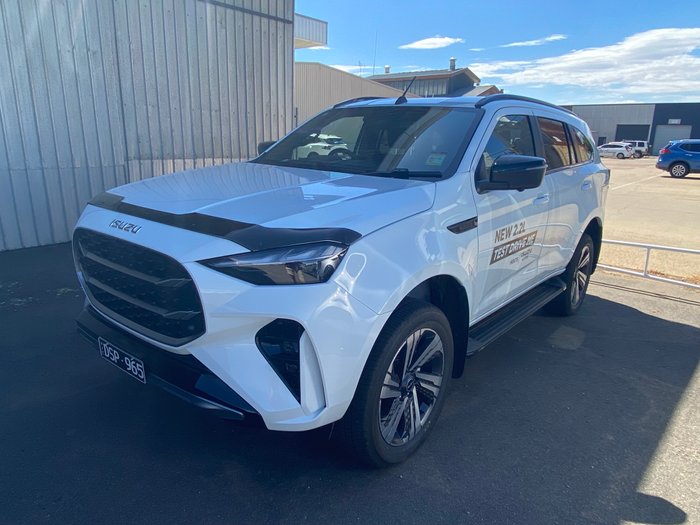 2025 ISUZU MU-X LS-T