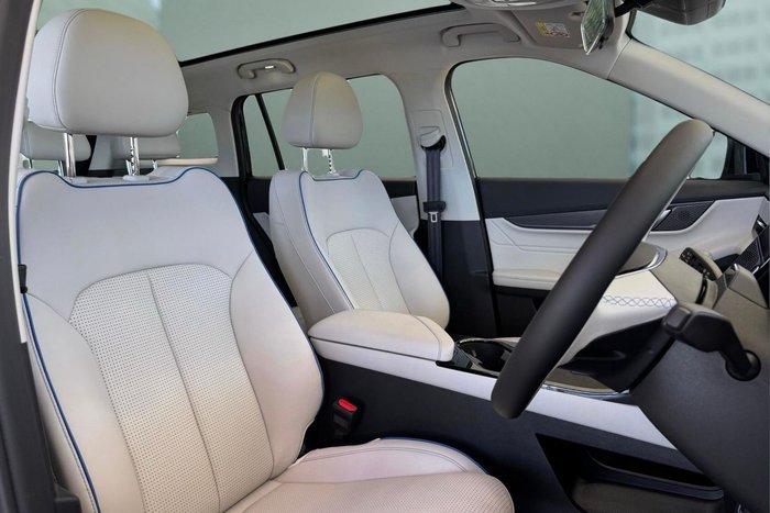 2025 JAECOO JAECOO J5 SUMMIT