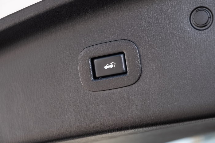 2022 Nissan Patrol Ti-L