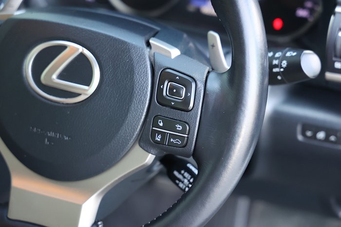 2017 Lexus IS300h Luxury 2.5L Hybrid CVT Sedan