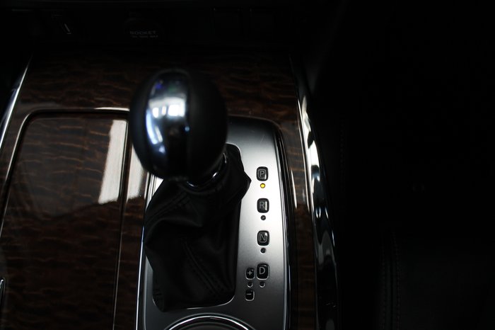 2023 Nissan Patrol Ti