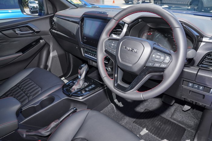 2025 Isuzu D-MAX X-TERRAIN