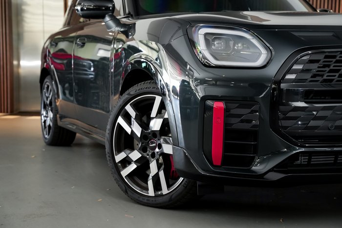 2025 MINI Countryman JCW Classic