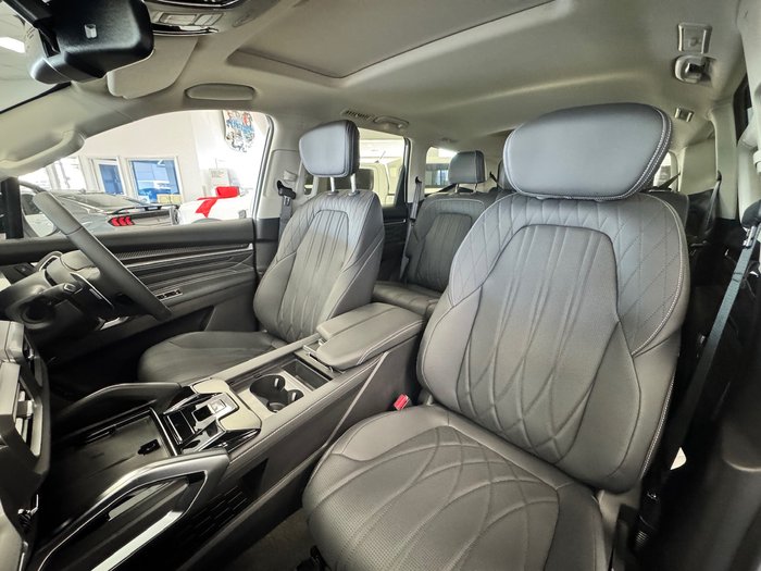 2025 LDV D90 EXECUTIVE