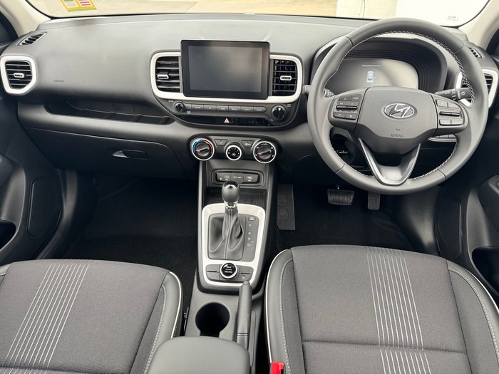 2025 HYUNDAI VENUE