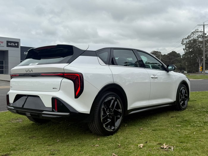 2025 Kia K4 GT-Line
