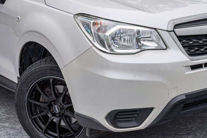2014 Subaru Forester 2.5i