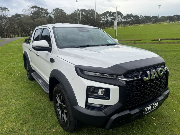 2024 JAC T9