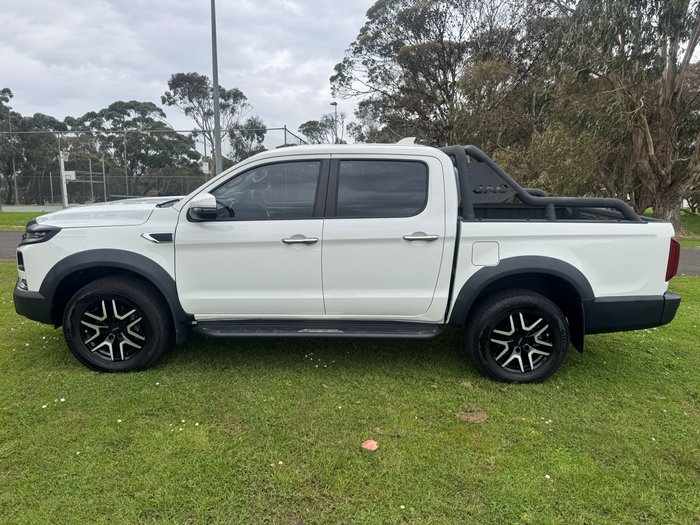 2024 JAC T9 Oasis