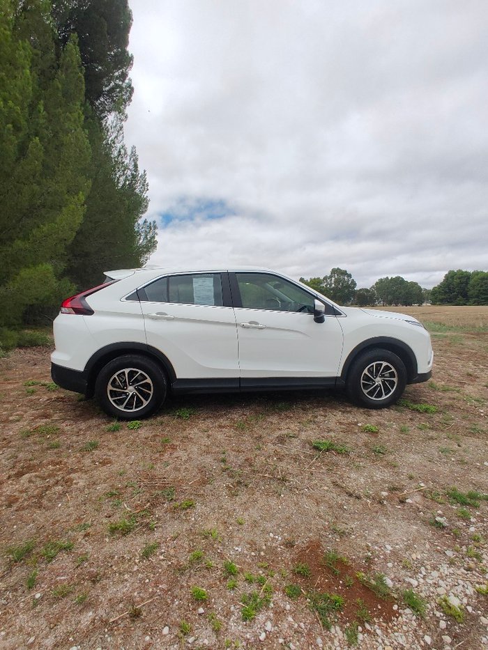 2023 Mitsubishi Eclipse Cross ES