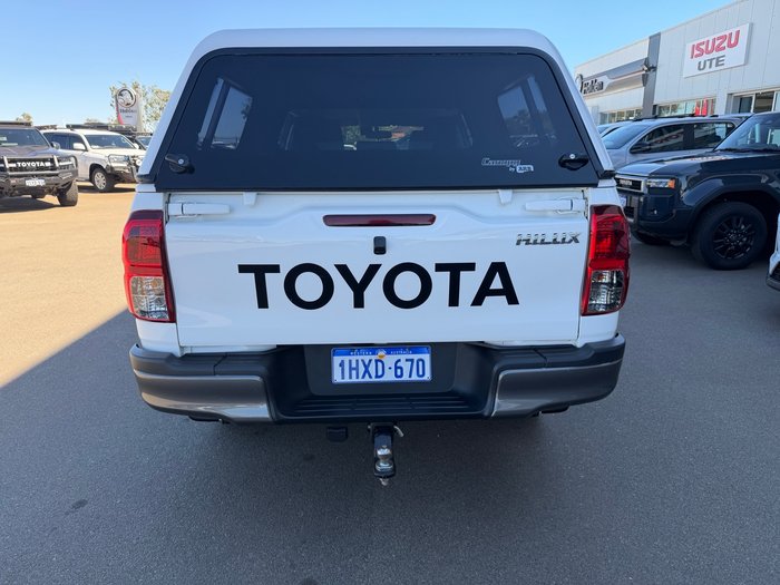 2023 Toyota Hilux SR