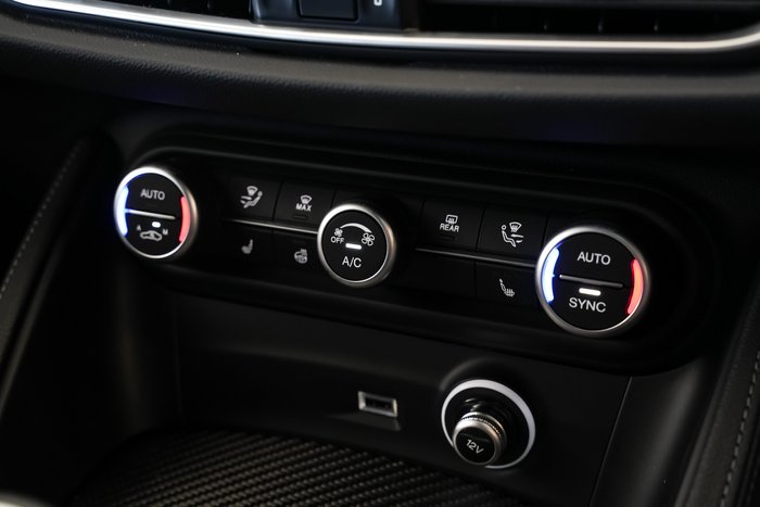 2025 Alfa Romeo Stelvio Quadrifoglio