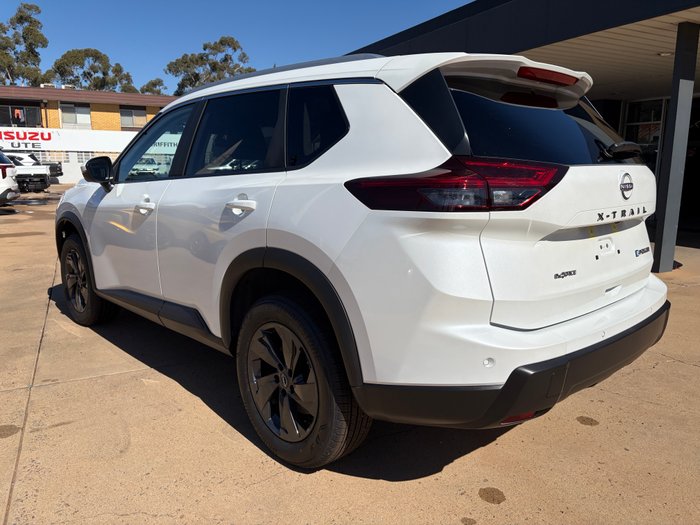 2025 NISSAN T33 STL