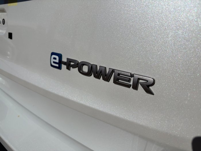 2025 NISSAN T33 STL