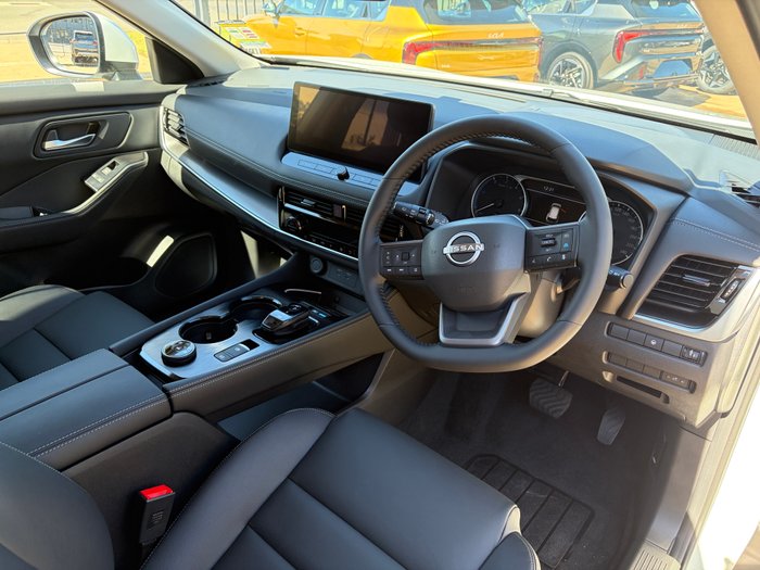 2025 NISSAN T33 STL