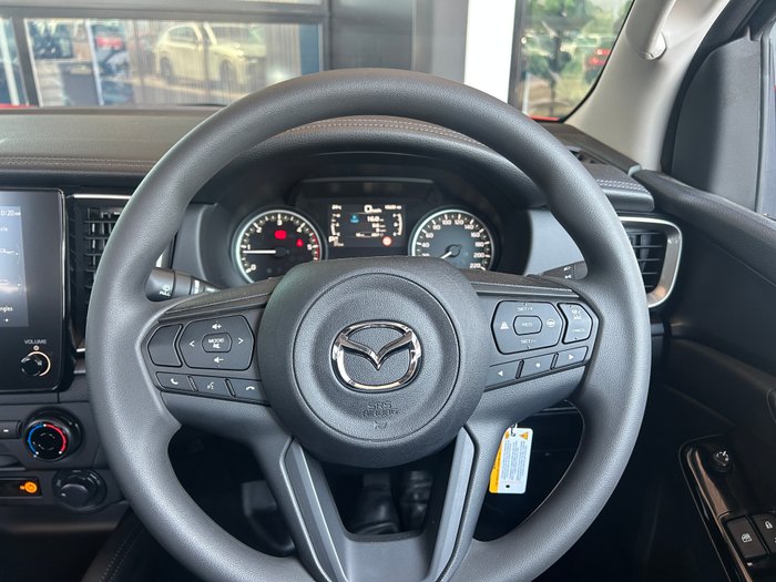 2025 Mazda BT-50 XT