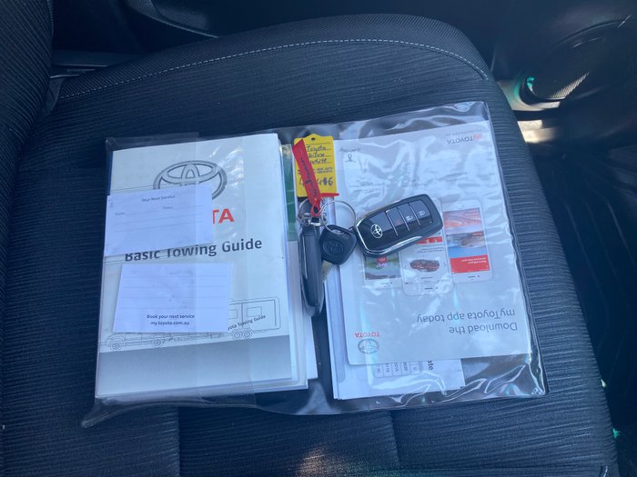 2019 Toyota Hilux 4x4 Hilux 4x4 SR5 2.8L T Diesel Automatic Double Cab 1Y46290 004