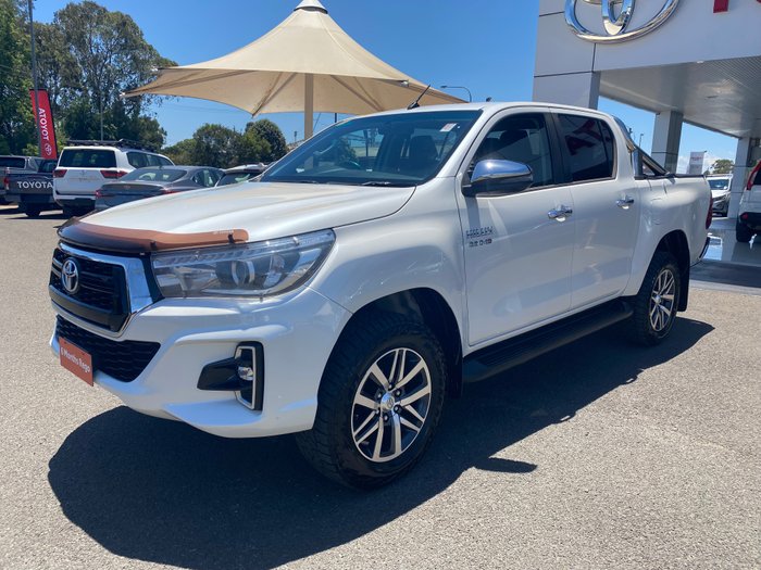 2019 Toyota Hilux 4x4 Hilux 4x4 SR5 2.8L T Diesel Automatic Double Cab 1Y46290 004