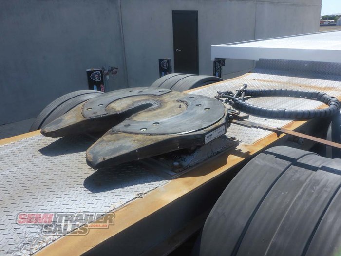 2009 Maxitrans 12 Pallet Flat Top A Trailer