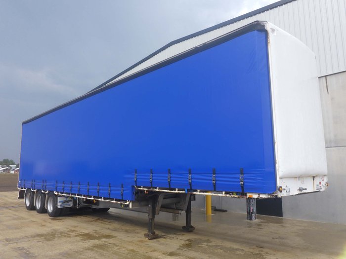 1998 Freighter 22 Pallet Dropdeck Curtainsider with Mezz