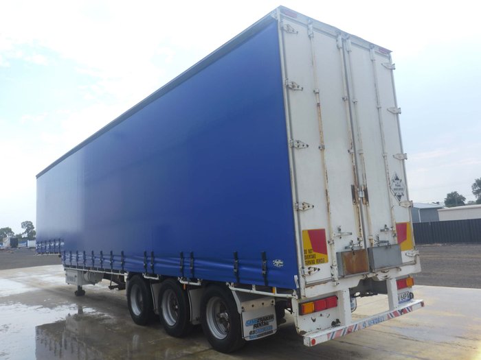 1998 Freighter 22 Pallet Dropdeck Curtainsider with Mezz