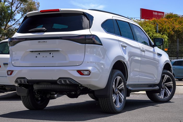 2025 Isuzu MU-X LS-T