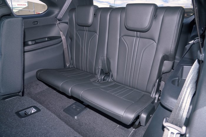 2025 Isuzu MU-X LS-T