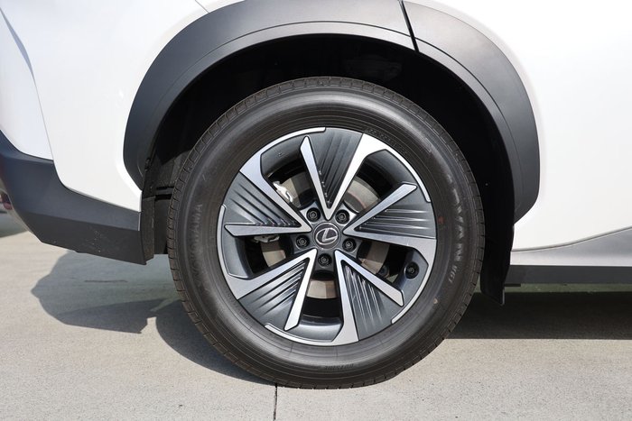 2023 Lexus RZ 450e RZ 450e Luxury EM 71.4 kWh Battery Automatic Wagon 1L24360 001