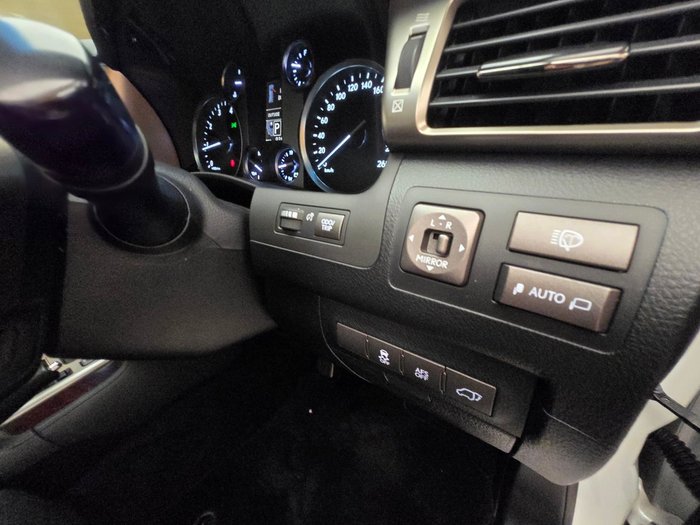 2014 Lexus LX570 5.7 L Petrol Automatic Wagon