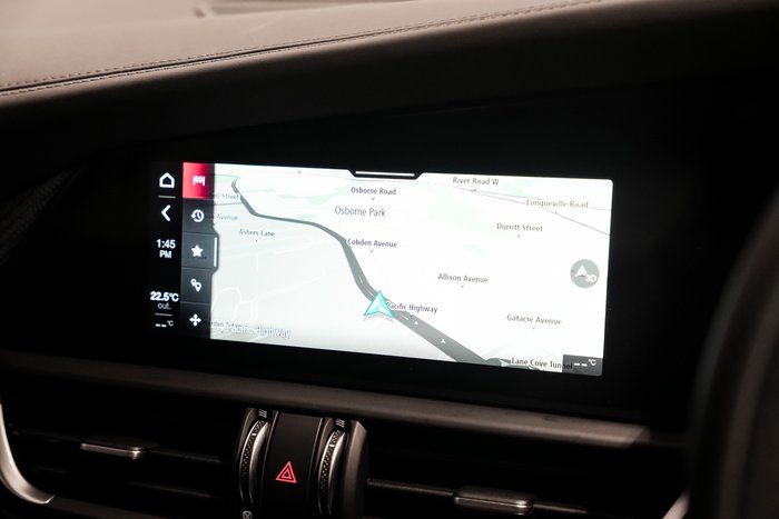 2025 Alfa Romeo Giulia Quadrifoglio