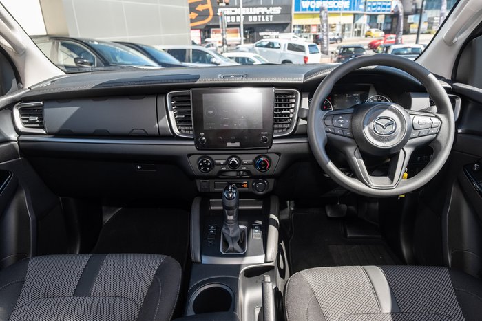 2024 Mazda BT-50 XT