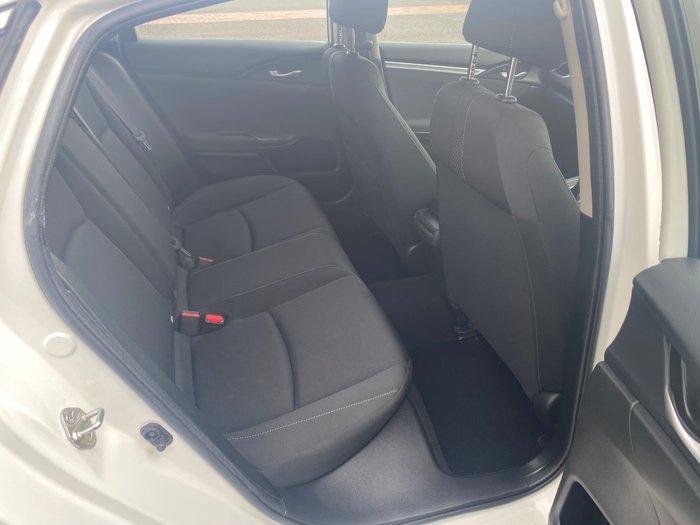 2017 HONDA CIVIC VTi-S