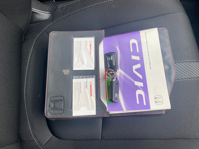 2017 HONDA CIVIC VTi-S