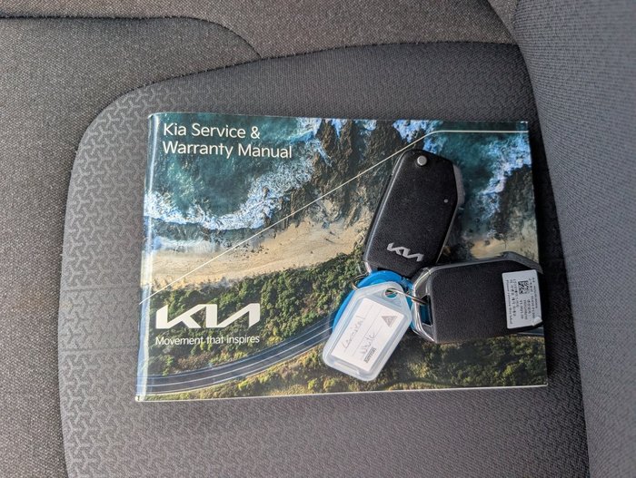 2021 KIA CARNIVAL S