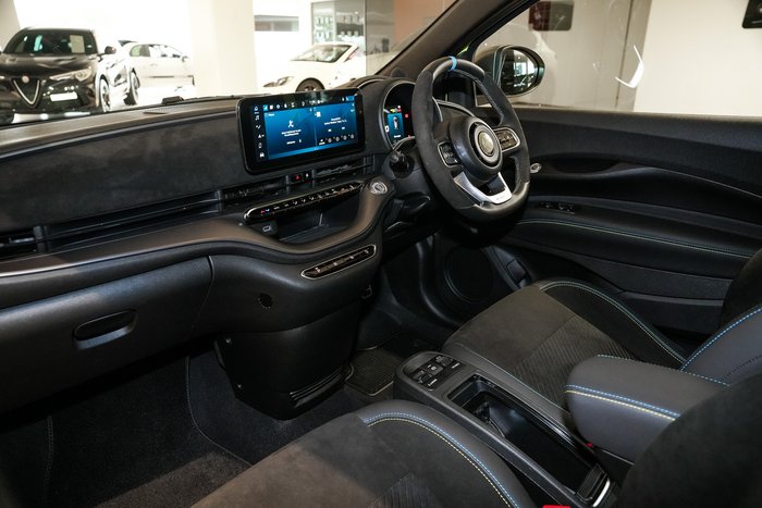 2023 Abarth 500e Turismo